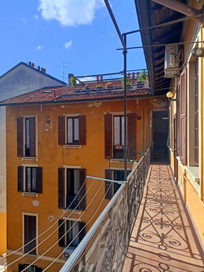 Ferienwohnung Charming Ringhiera House In The Heart Of Mailand Exterior foto